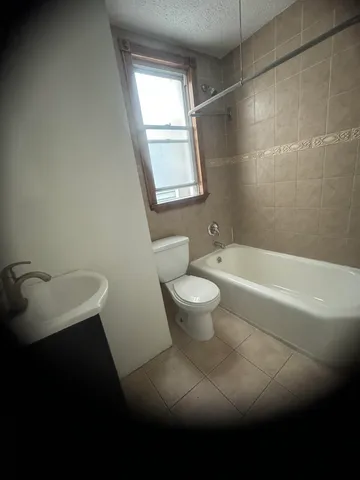 $2,000 | 351 Ave East, Unit 2, Bayonne, NJ 07002