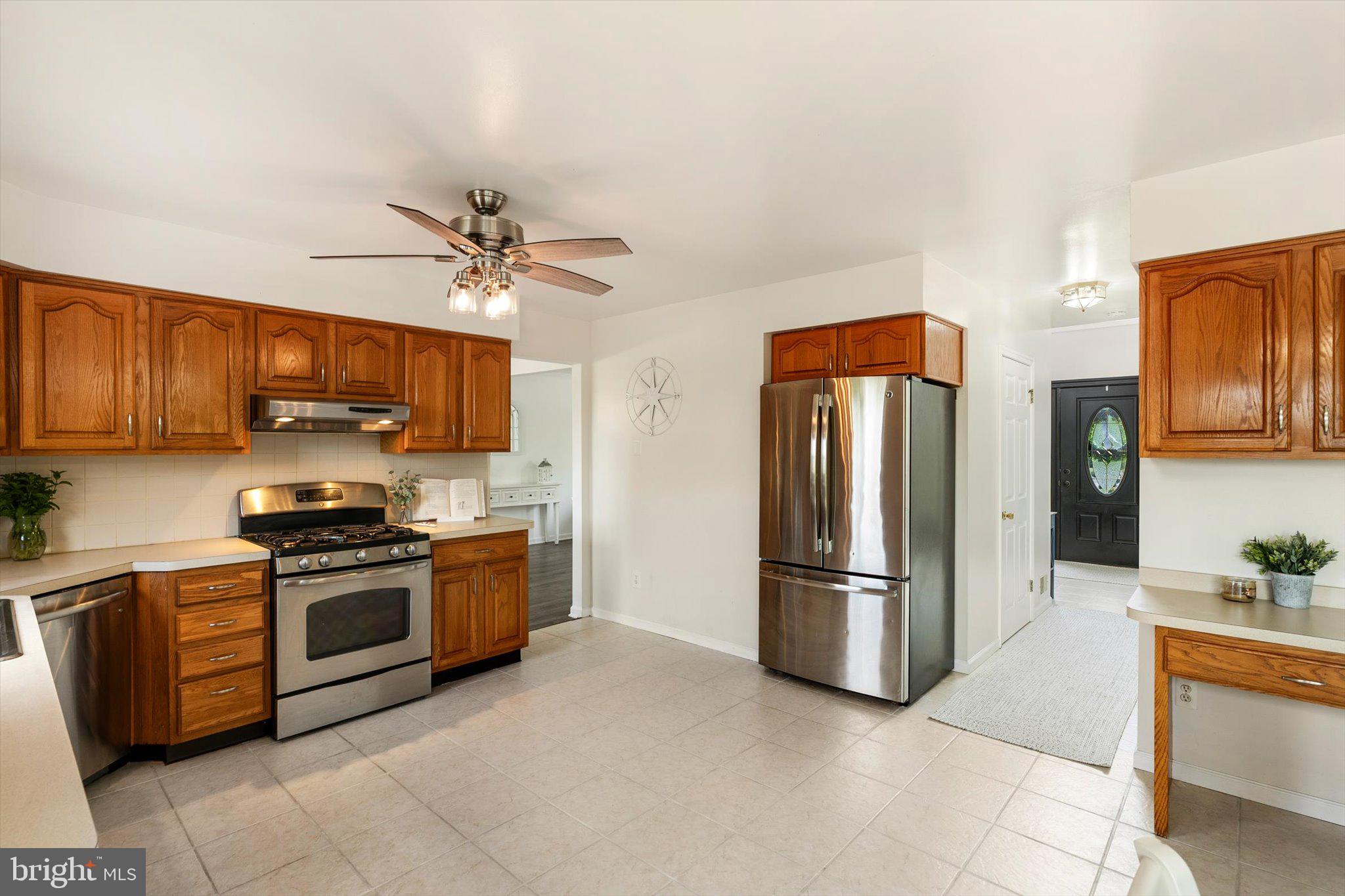 2 Carney Way Hamilton, NJ 08620 - Photo 39 of 97