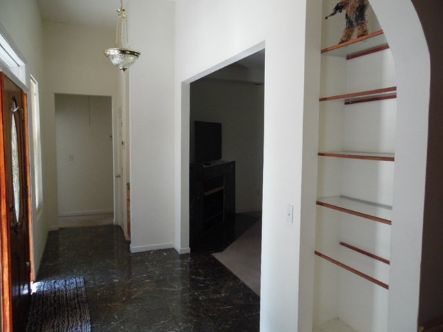 1395 Clark Road Augusta, GA 30906 - Photo 7 of 23 Foyer Custom Shelves