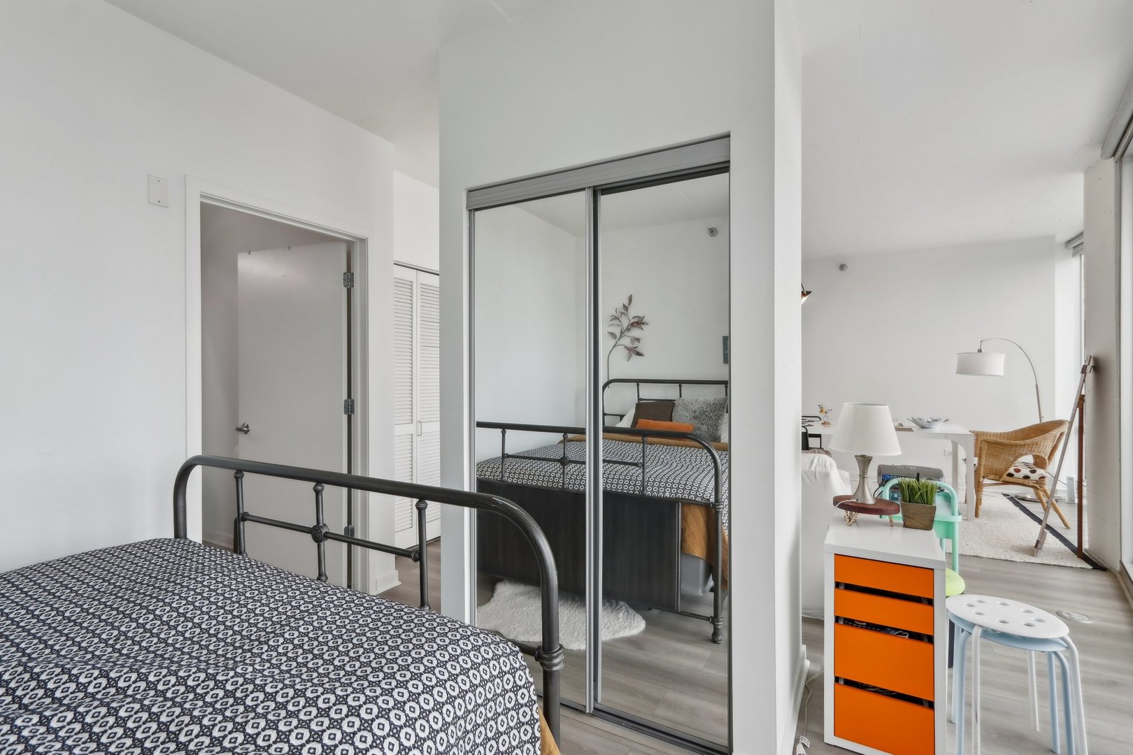 611 South Wells Street, Unit 2801 Chicago, IL 60607 - Photo 12 of 30 Gallery Image 12