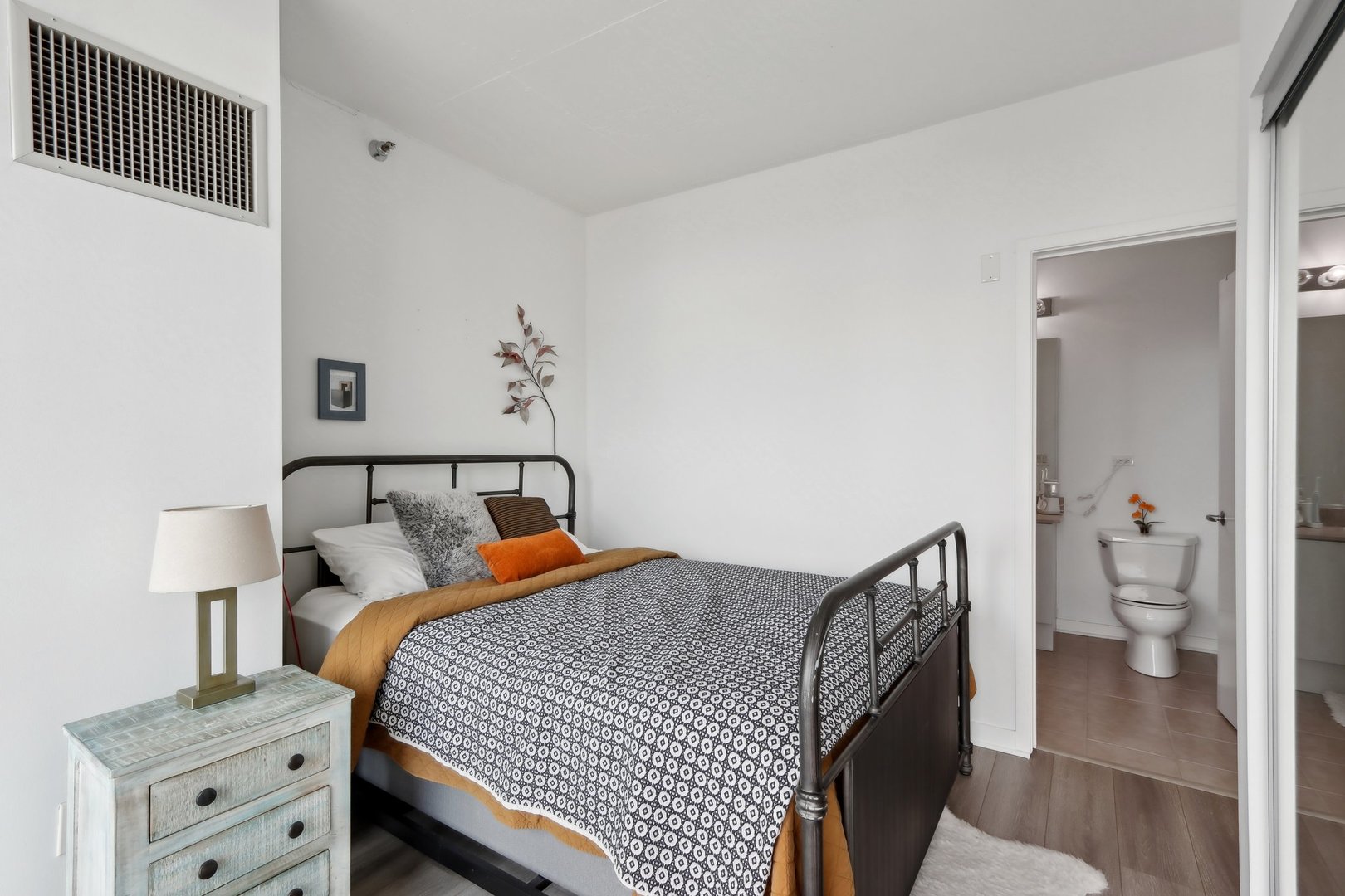 611 South Wells Street, Unit 2801 Chicago, IL 60607 - Photo 14 of 30 Gallery Image 14
