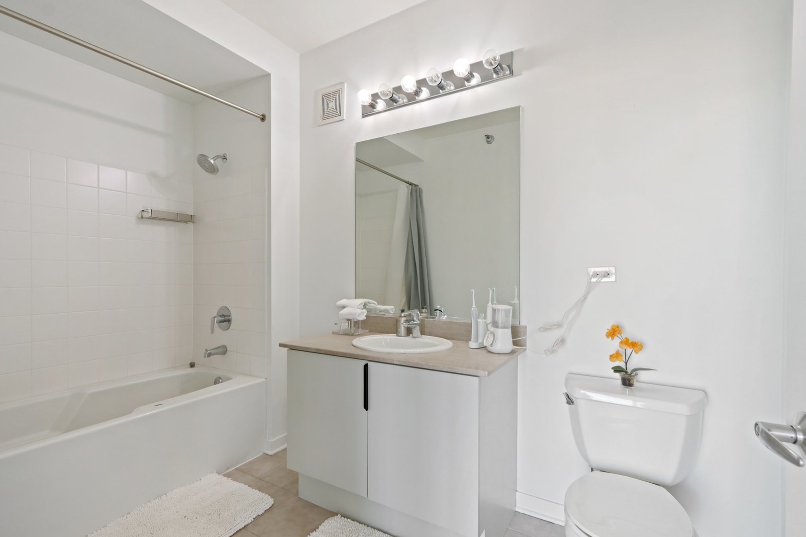 611 South Wells Street, Unit 2801 Chicago, IL 60607 - Photo 16 of 30 Gallery Image 16