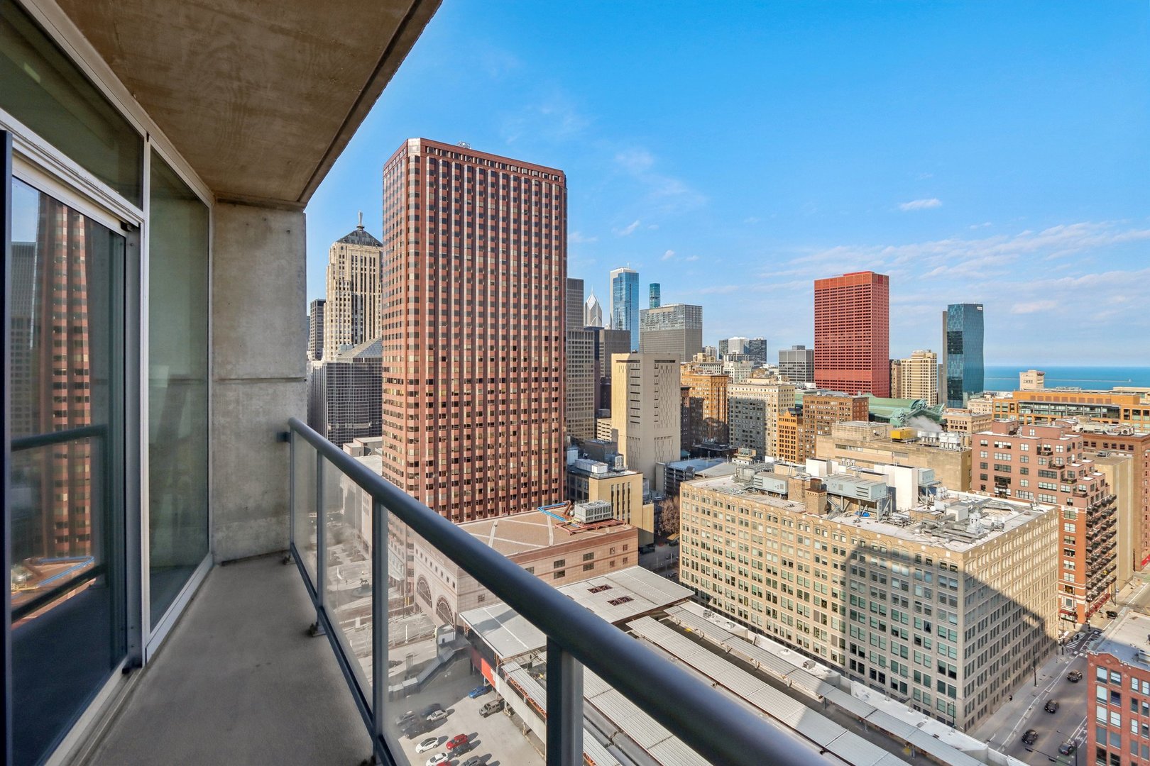 611 South Wells Street, Unit 2801 Chicago, IL 60607 - Photo 18 of 30 Gallery Image 18