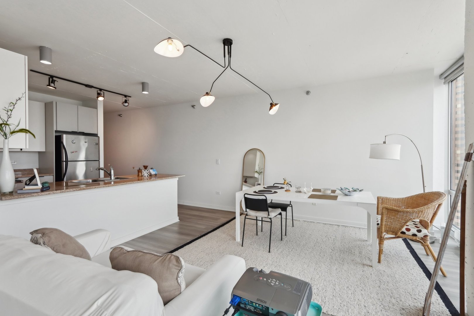 611 South Wells Street, Unit 2801 Chicago, IL 60607 - Photo 5 of 30 Gallery Image 5