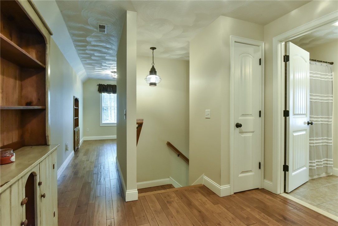 27 Preservation Drive Exeter, RI 02874 - Photo 25 of 41 Upper foyer