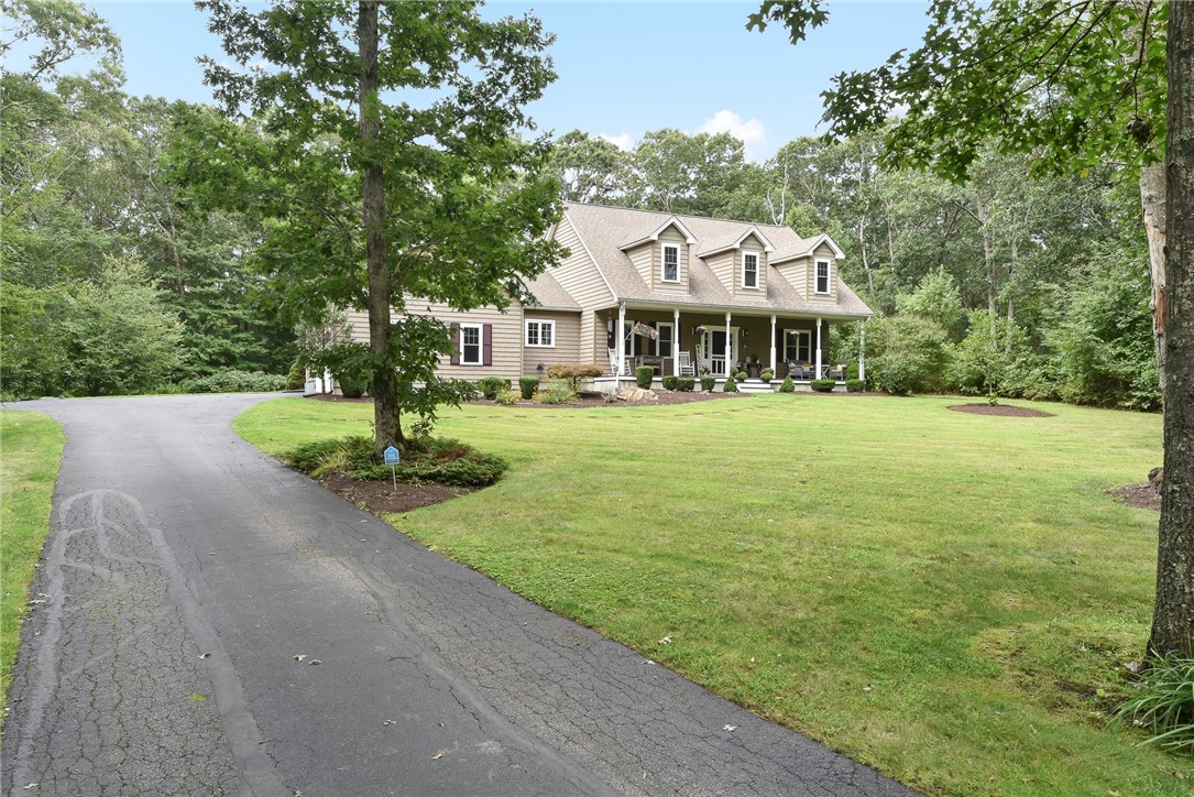 27 Preservation Drive Exeter, RI 02874 - Photo 4 of 41 Beautiful long driveway