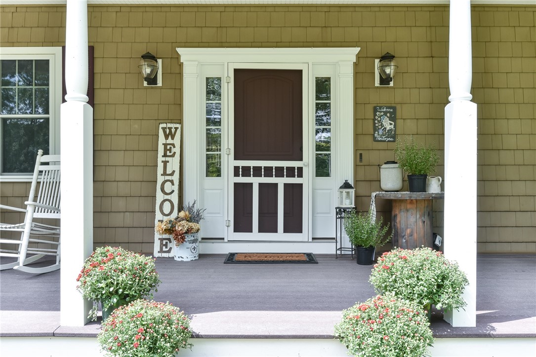 27 Preservation Drive Exeter, RI 02874 - Photo 5 of 41 Welcoming front porch