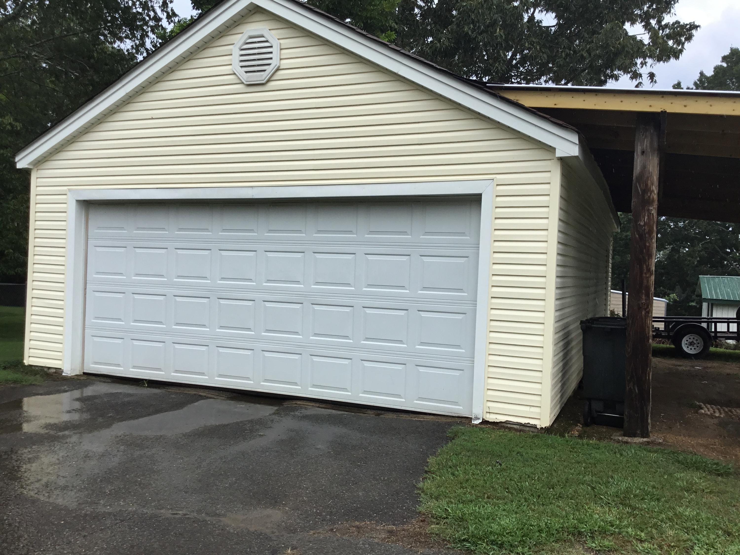 1166 Grand Center Road Chickamauga, GA 30707 - Photo 48 of 53 Garage