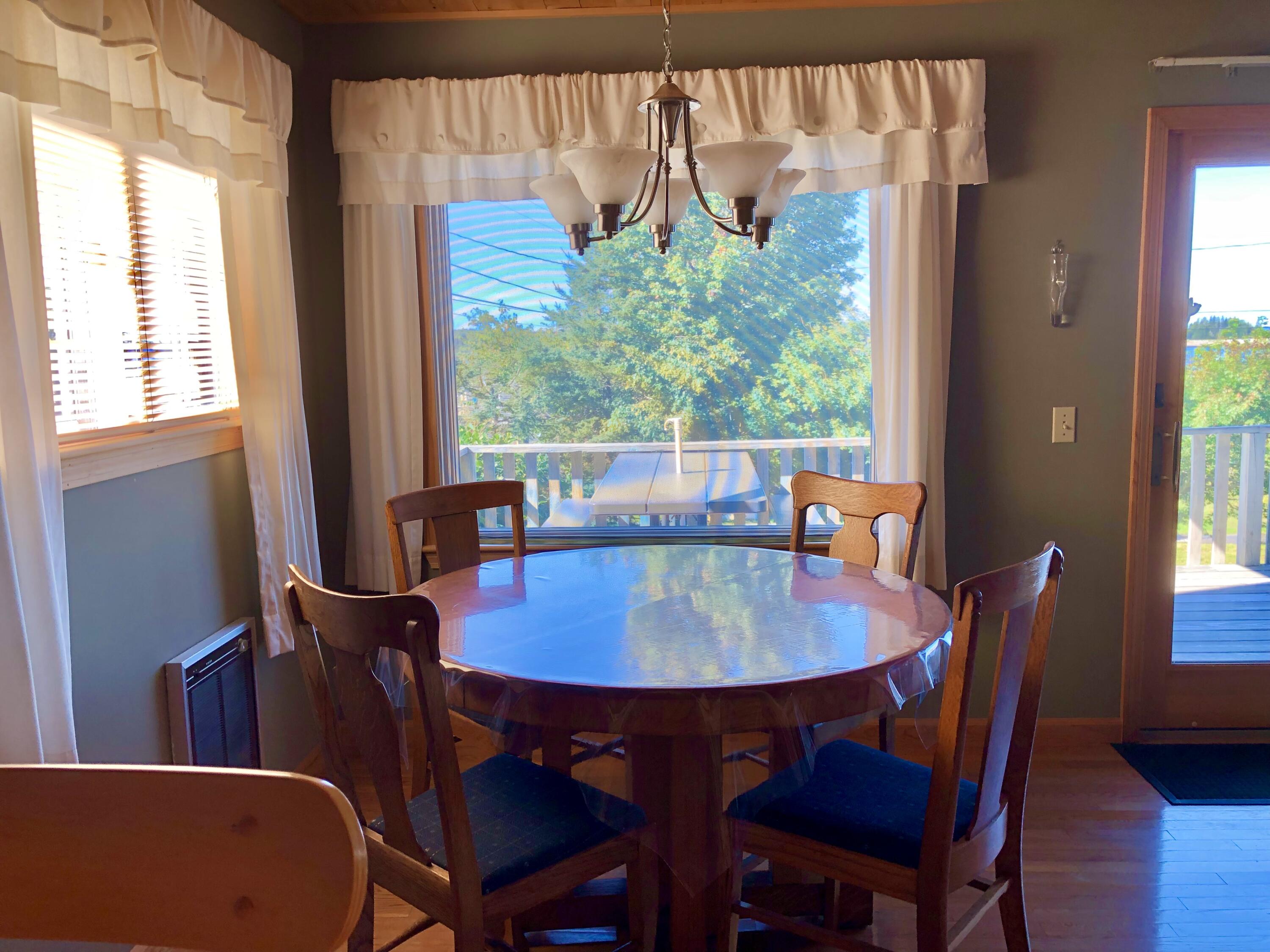 48 Granville Road Bass Harbor, ME 04653 - Photo 25 of 60 Dining room area