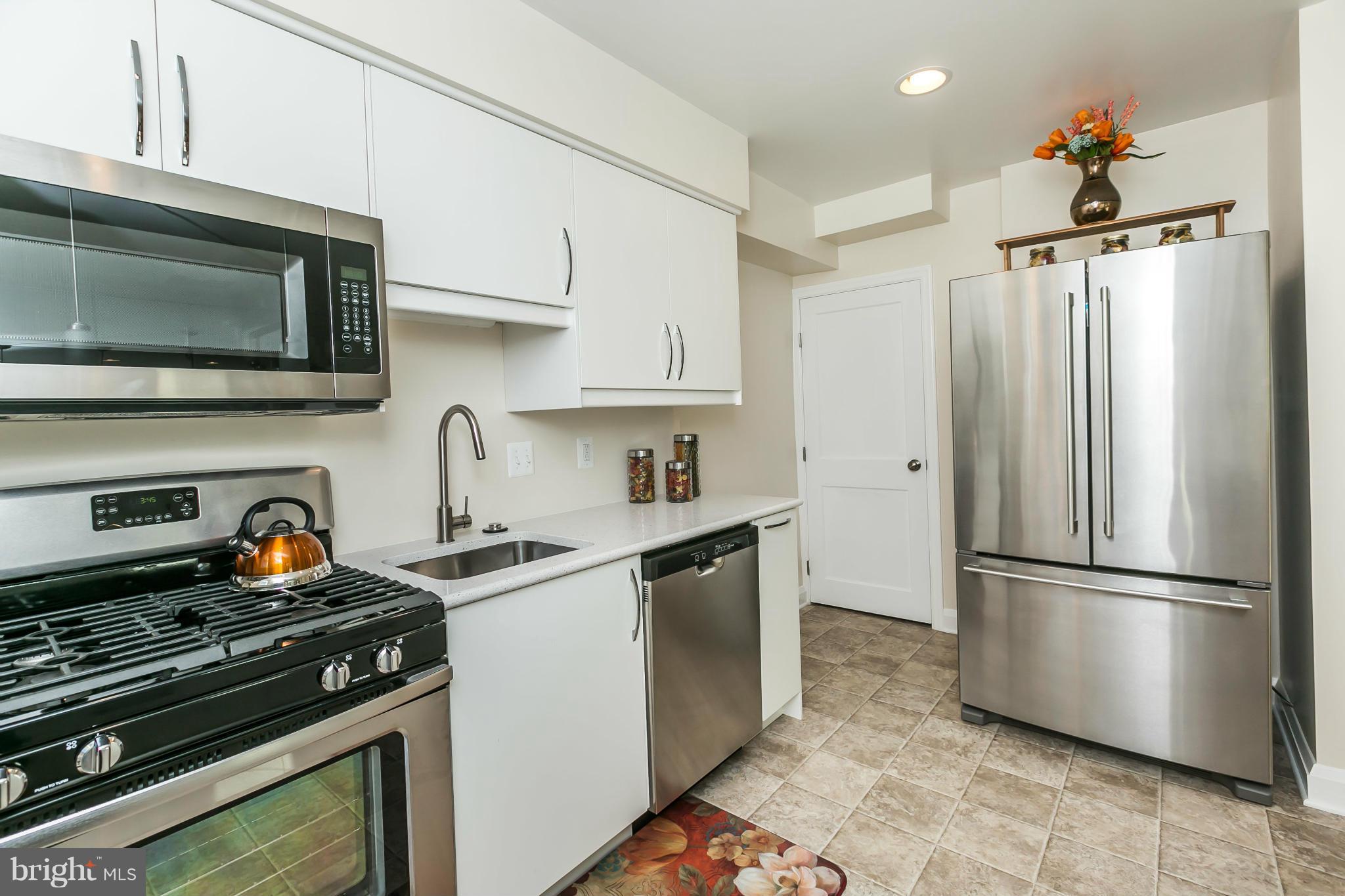 1009 Witherspoon Road Baltimore, MD 21212 - Photo 11 of 30 Gourmet Kitchen