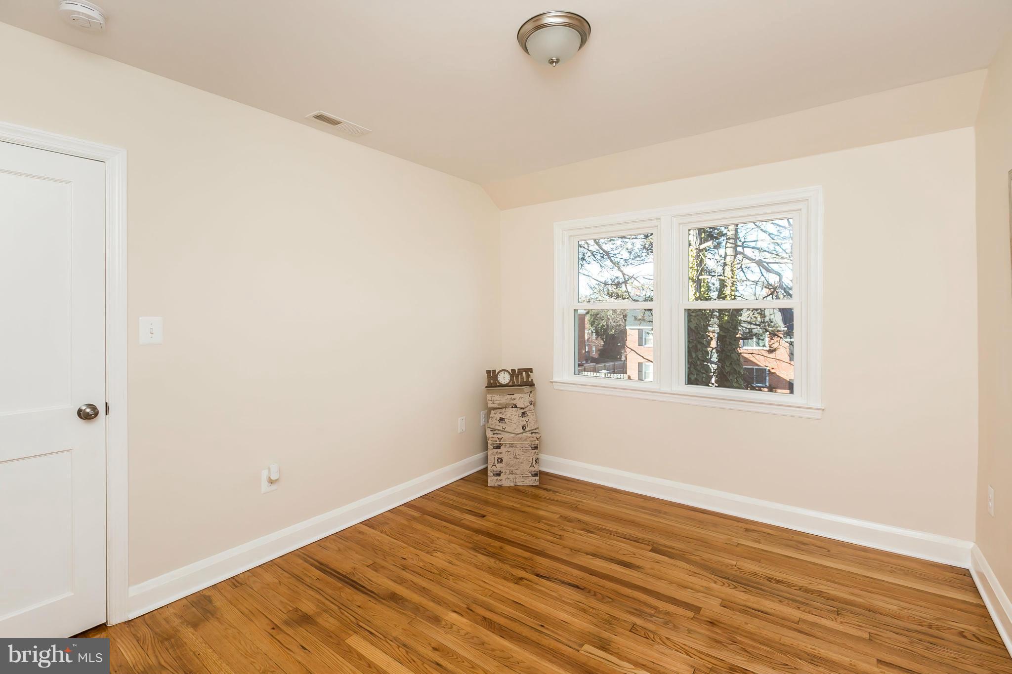 1009 Witherspoon Road Baltimore, MD 21212 - Photo 13 of 30 Bedroom (Master)