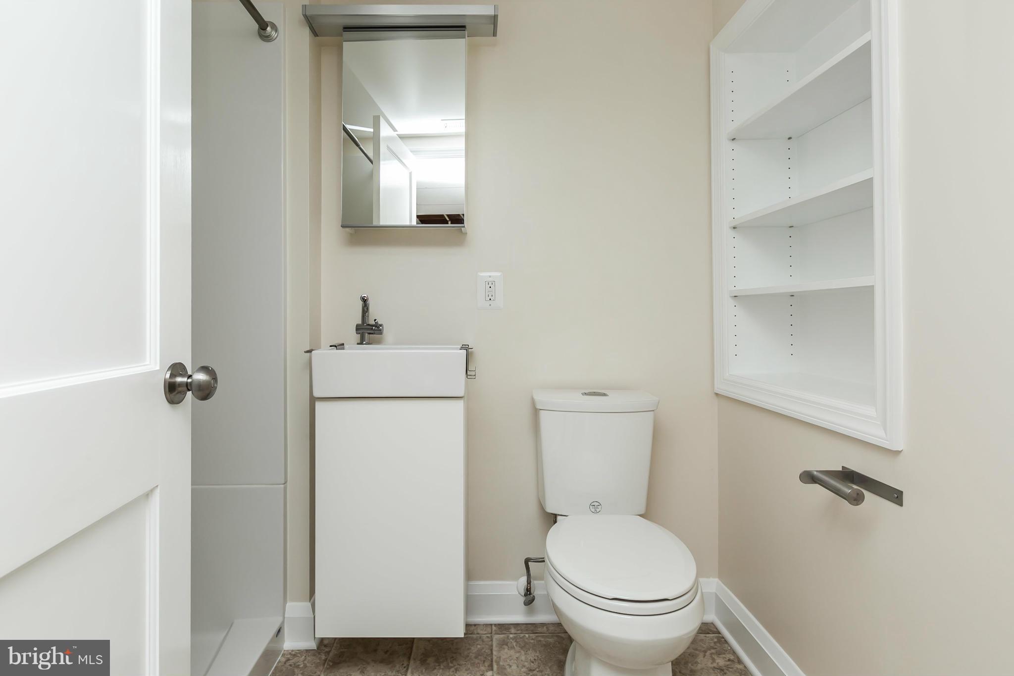 1009 Witherspoon Road Baltimore, MD 21212 - Photo 23 of 30 Full Bath