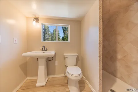 $439,000 | 40265 Mahanoy Lane, Big Bear Lake, CA 92315