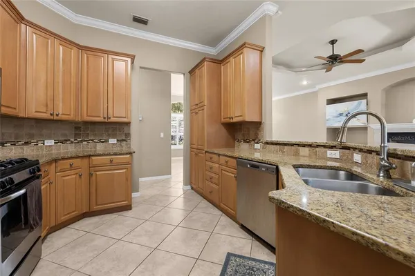 $3,000 | 8336 Southwest 8 Place, Gainesville, FL 32607