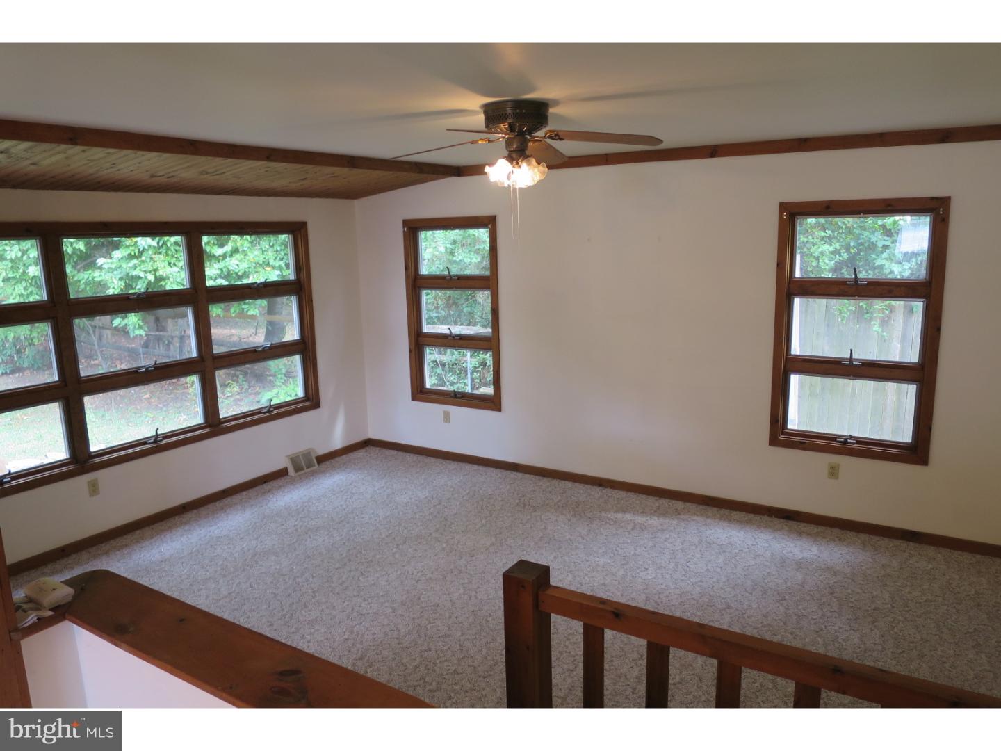 258 Clamer Road Ewing, NJ 08628 - Photo 4 of 5