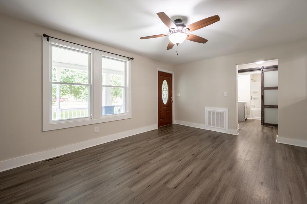 1448 Fort Chiswell Road Max Meadows, VA 24360 - Photo 5 of 51 Gallery Image 5