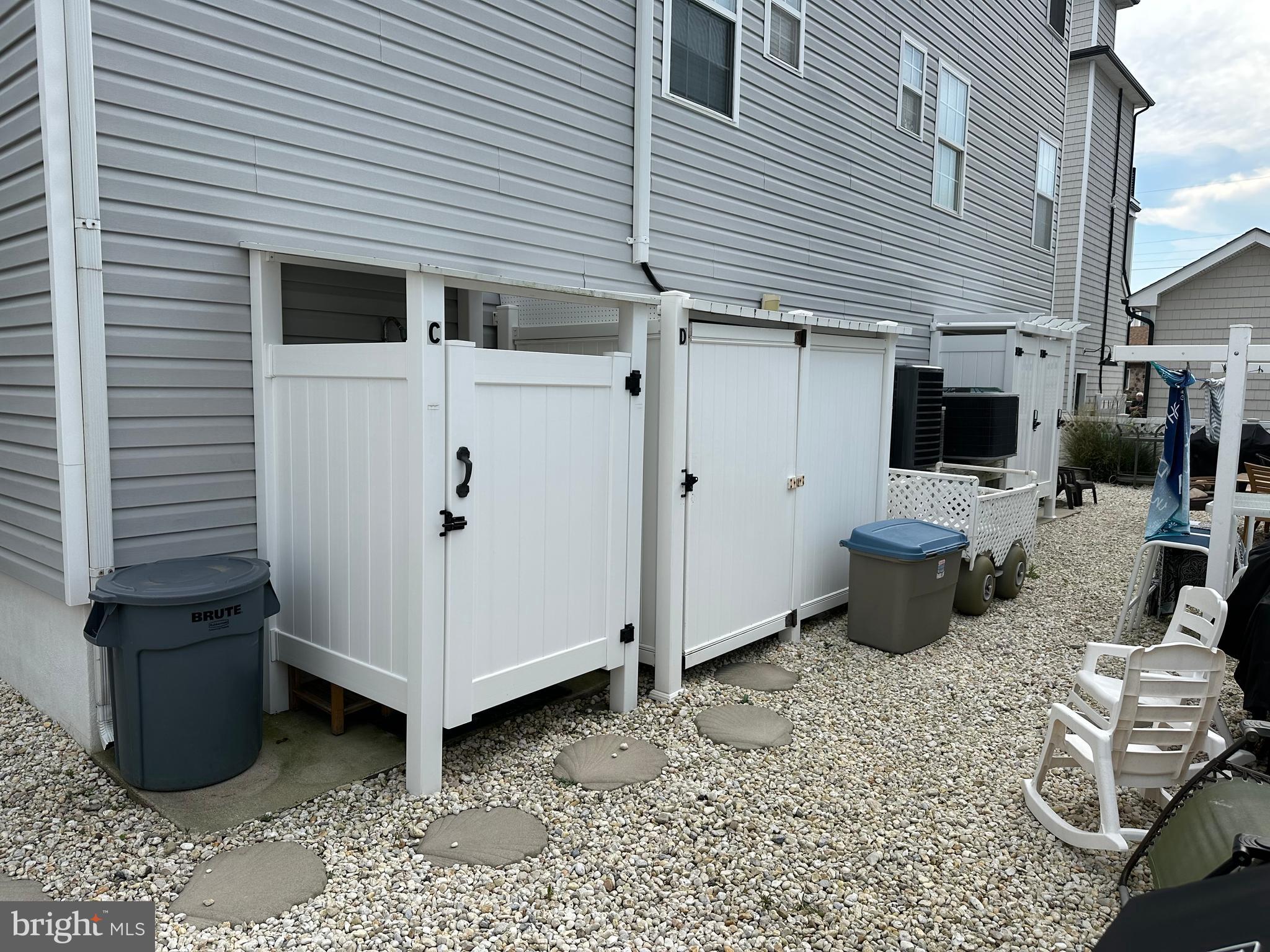 706 Ocean Ave, Wildwood, NJ 08260 | Compass, image size:2048x1536