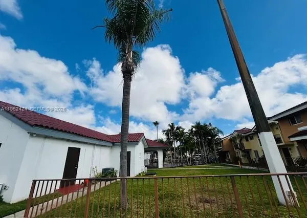 $334,900 | 560 Northwest 82nd Place, Unit 306, Miami, FL 33126