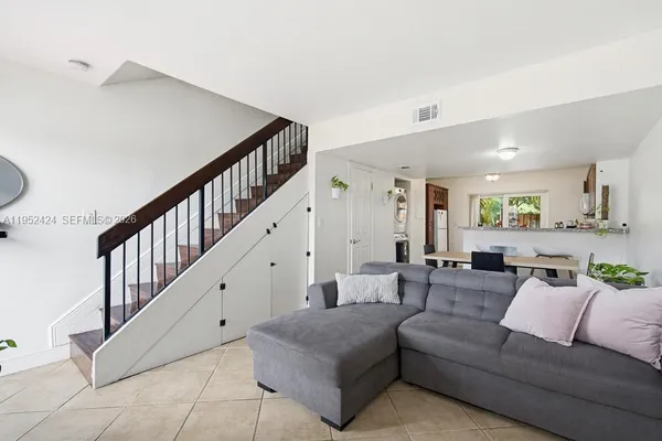 $334,900 | 560 Northwest 82nd Place, Unit 306, Miami, FL 33126