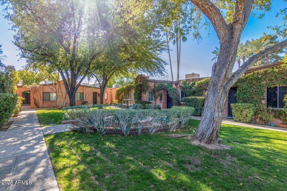 3012 North 32nd Street, Unit 36 Phoenix, AZ 85018 - Photo 3 of 25 20240521173757069081000000-o