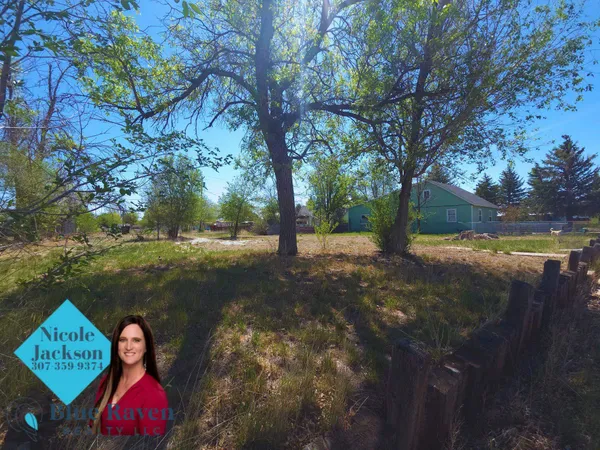 $45,000 | 1404 15th Street, Wheatland, WY 82201