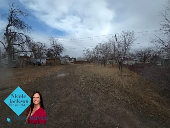 $48,000 | 1404 15th Street, Wheatland, WY 82201