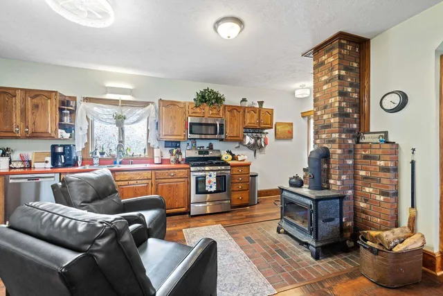 $499,000 | 1079 Pequawket Trail, Standish, ME 04085