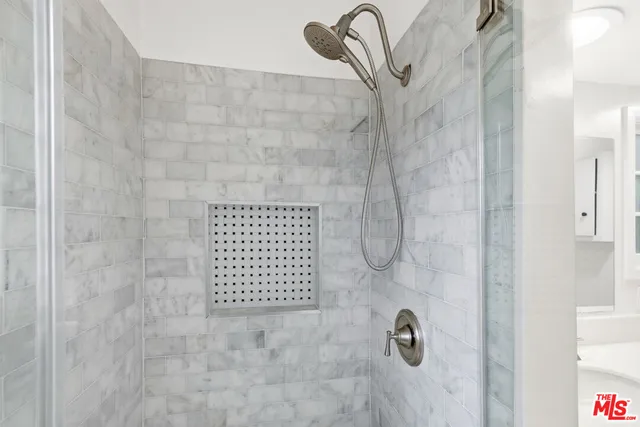 $14,995 | 10309 La Grange Avenue, Los Angeles, CA 90025