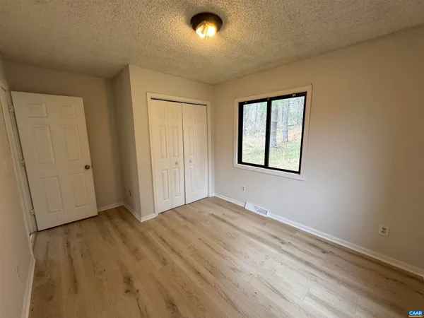 $1,400 | 120 Riverfield Farm Lane, Faber, VA 22938