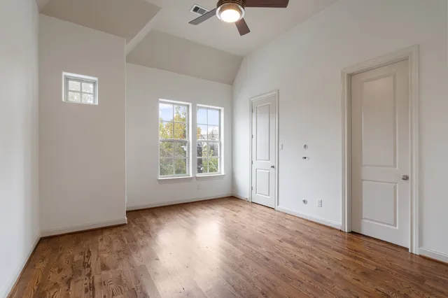 $3,995 | 1103 Summer Street, Houston, TX 77007