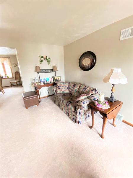 958 Rockdale Road Butler, PA 16002 - Photo 8 of 22