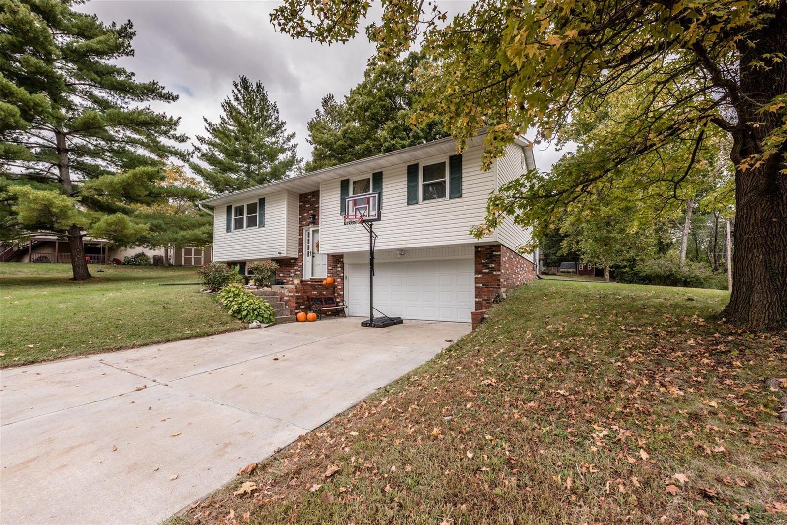 5103 Brook Road Alton, IL 62002 - Photo 5 of 37