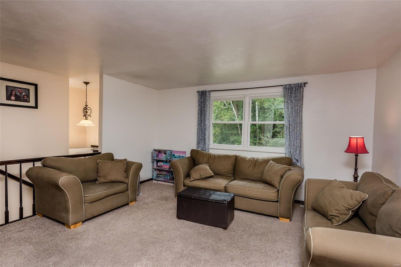 5103 Brook Road Alton, IL 62002 - Photo 9 of 37