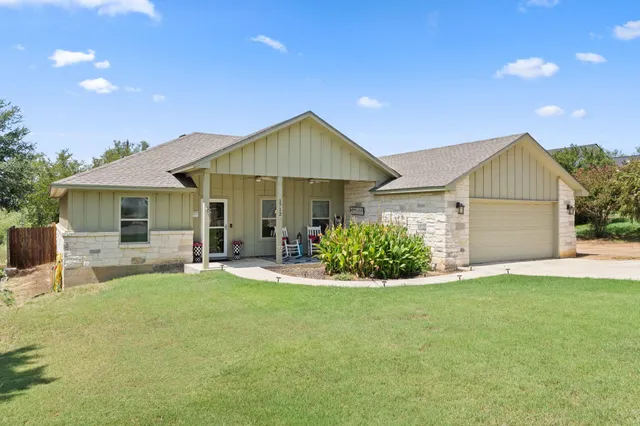 $430,000 | 1712 Sunset Drive, Marble Falls, TX 78654