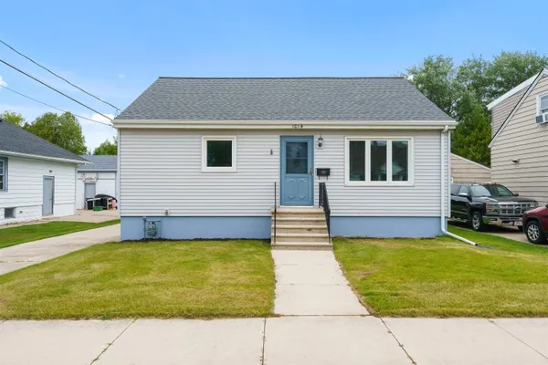 $179,900 | 1014 24th Street, Two Rivers, WI 54241