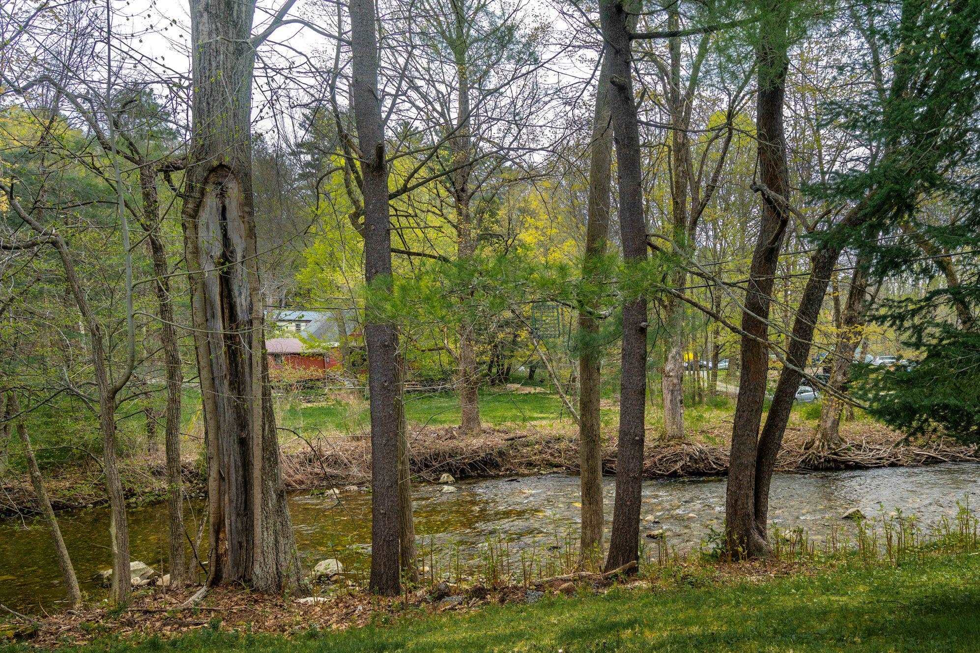 40 Brookside Drive, Unit 4 Brattleboro, VT 05301 - Photo 1 of 17