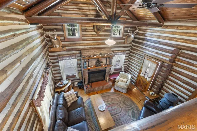 $449,000 | 13 Walleye Lane, Doniphan, MO 63935