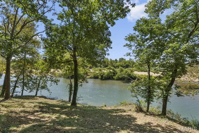 $449,000 | 13 Walleye Lane, Doniphan, MO 63935