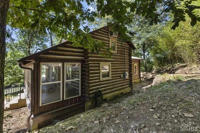 $449,000 | 13 Walleye Lane, Doniphan, MO 63935