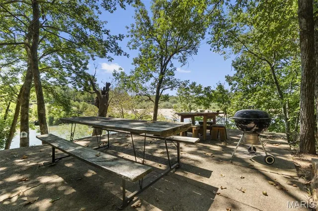 $449,000 | 13 Walleye Lane, Doniphan, MO 63935