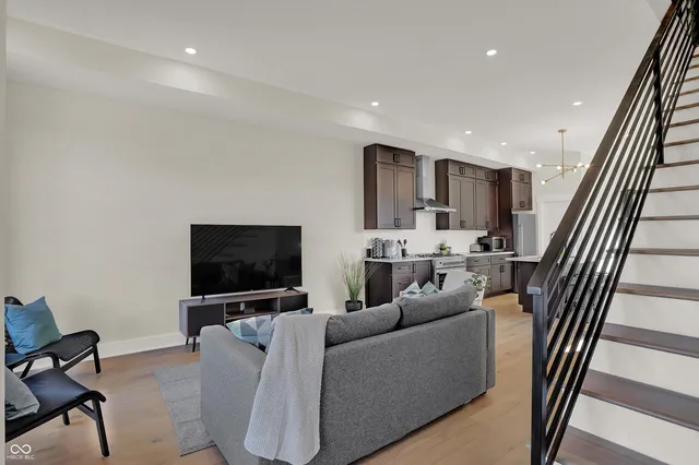 $444,000 | 417 East Morris Street, Indianapolis, IN 46225