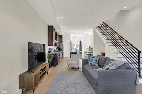 $444,000 | 417 East Morris Street, Indianapolis, IN 46225