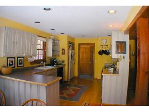 63 Fred Houghton Road Putney, VT 05346 - Photo 5 of 9