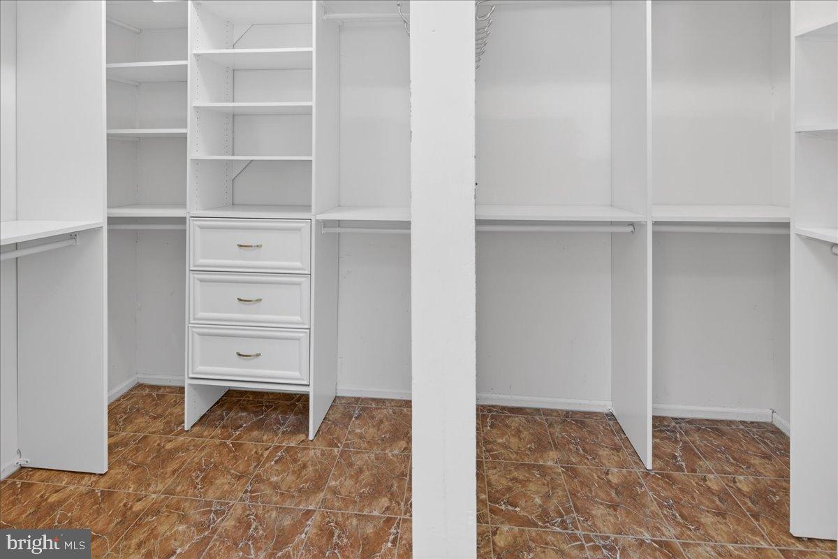 7 Redwood Court Princeton Junction, NJ 08550 - Photo 16 of 55 Dual walk-in closets in the Primary