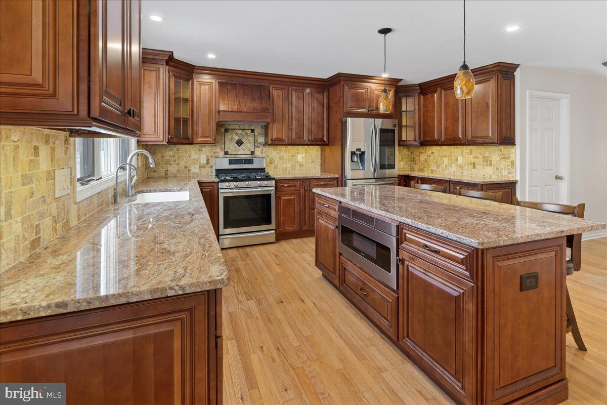 7 Redwood Court Princeton Junction, NJ 08550 - Photo 17 of 55 Remodeled kitchen with stainless steel appliances