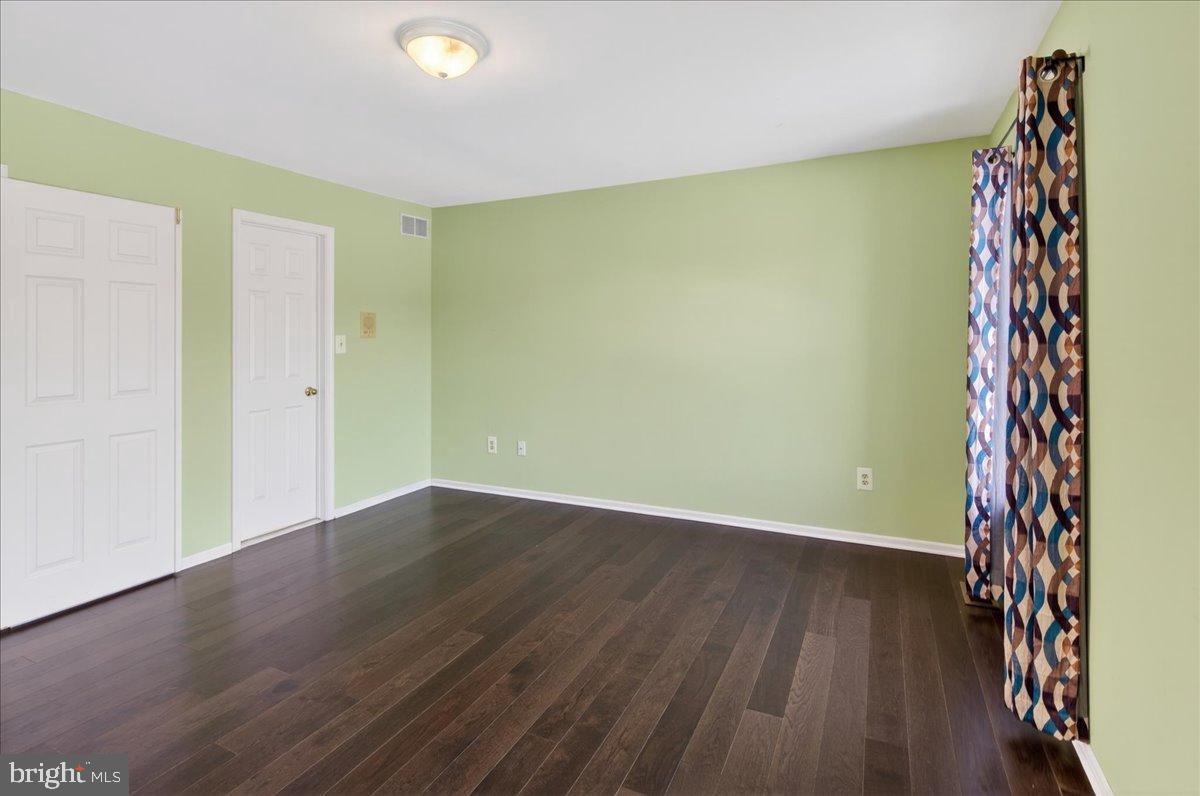 7 Redwood Court Princeton Junction, NJ 08550 - Photo 34 of 55 Bedroom 3