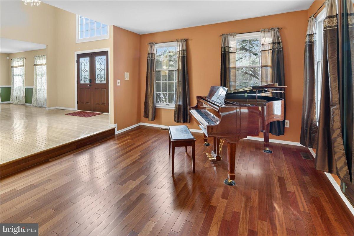 7 Redwood Court Princeton Junction, NJ 08550 - Photo 5 of 55