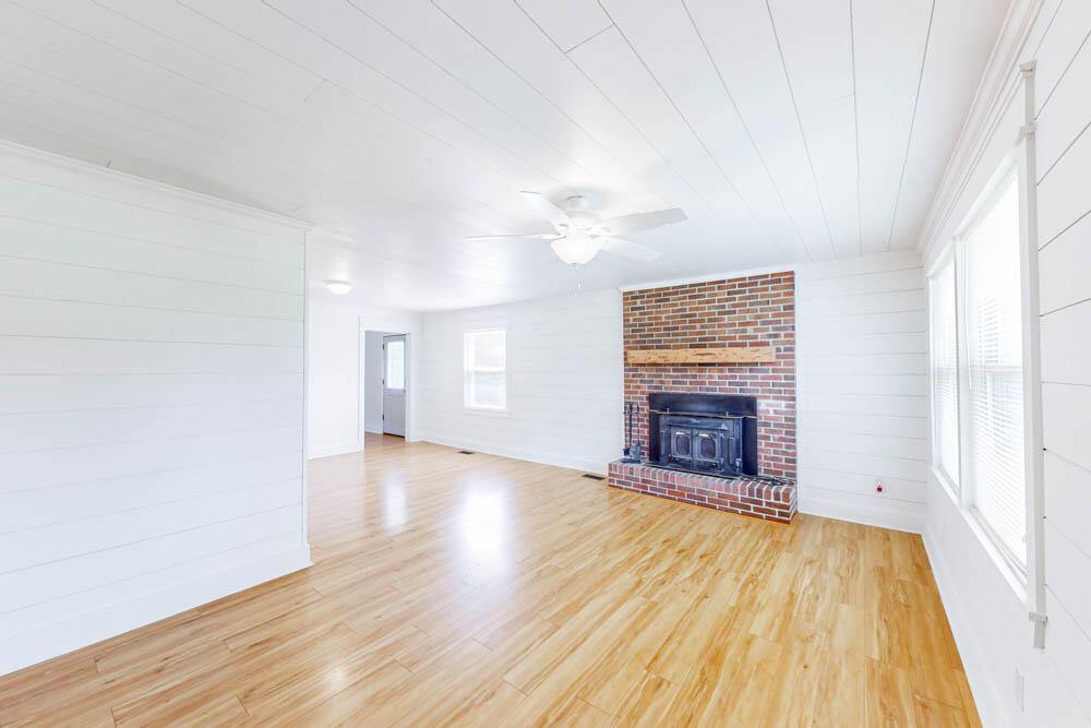 109 Shop Road Ward, SC 29166 - Photo 4 of 29 Livingroom with Fireplace