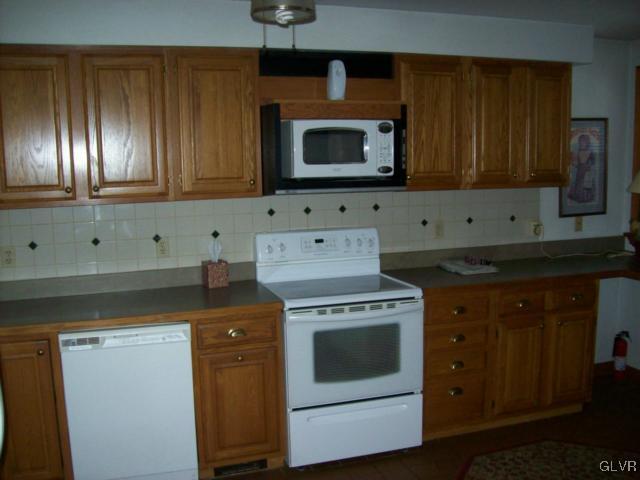 30 Albert Road Mountain Top, PA 18707 - Photo 8 of 45 Gallery Image 8
