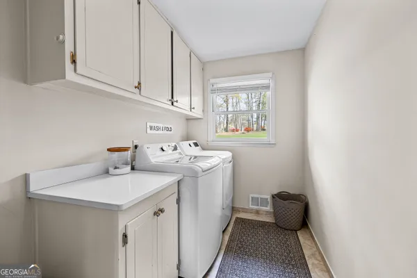 $825,000 | 2025 Castle Lake Drive, Tyrone, GA 30290